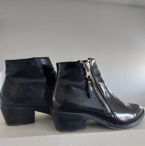 Forever 21 Zipper Boots Size 8